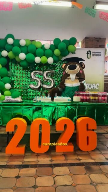 🎂 55 años se celebran a lo grande…
Entre mariachis, emprendimientos, talleres y encuentros con nuestra comunidad, vivimos una jornada llena de momentos especiales.

Y hubo una noticia que me hizo muy feliz: después de una reñida votación en nuestro live de Facebook y YouTube, ¡por fin tengo nombre! 😎

✨ ¡Ahora soy FUACQUIN! ✨

Gracias por acompañarnos a celebrar estos 55 años de historia, aprendizajes y sueños compartidos. 💙

#55AñosFUAC #UniversidadAutónomaDeColombia #Fuacquin #SemanaUniversitaria #SomosAutónoma